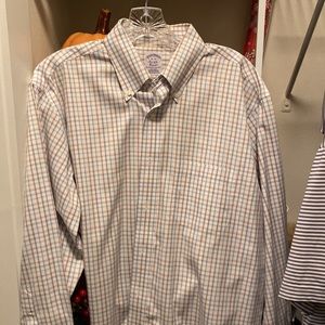 Used Brooks Brothers Dress Shirt - Great Condition and Classic Fit. 16/33